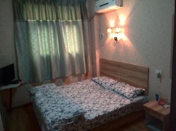 Wuhan Wansongyuan Guoshun Hostel Esterno foto